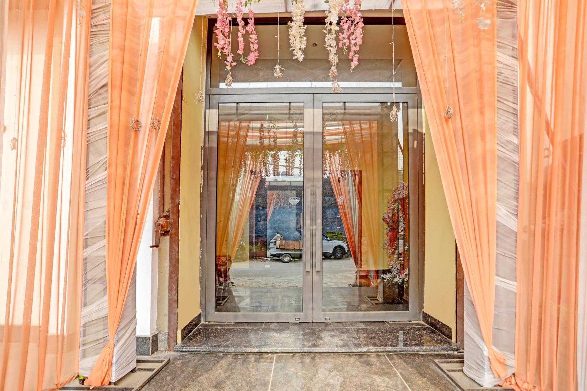 Hotel O Miraas Hotel And Banquet Hall 루드히아나 외부 사진